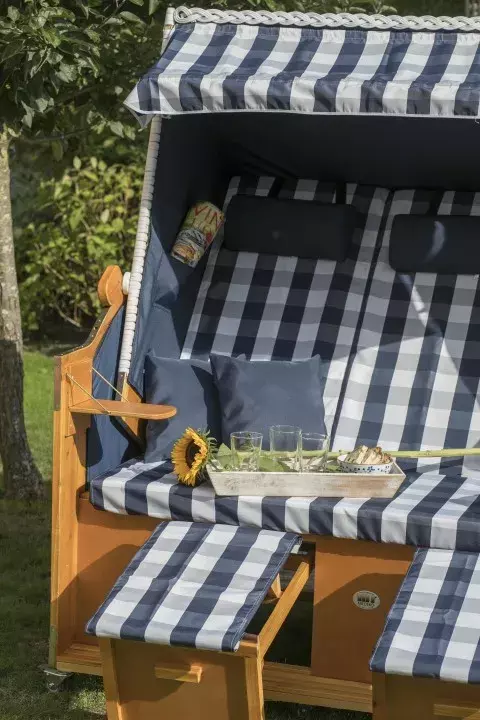 Strandkorb Baltic Dreisitzer PE Weiß Dessin Blau Weiß 9 Strandkorb Baltic Dreisitzer PE Weiß Dessin Blau Weiß – Bild 7