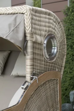 Strandkorb Amrum Teak PE Shell Dessin 520 -Schemel Shop 01434 Strandkorb Amrum Teak Bullaugen shell 534 milieu20281529 1