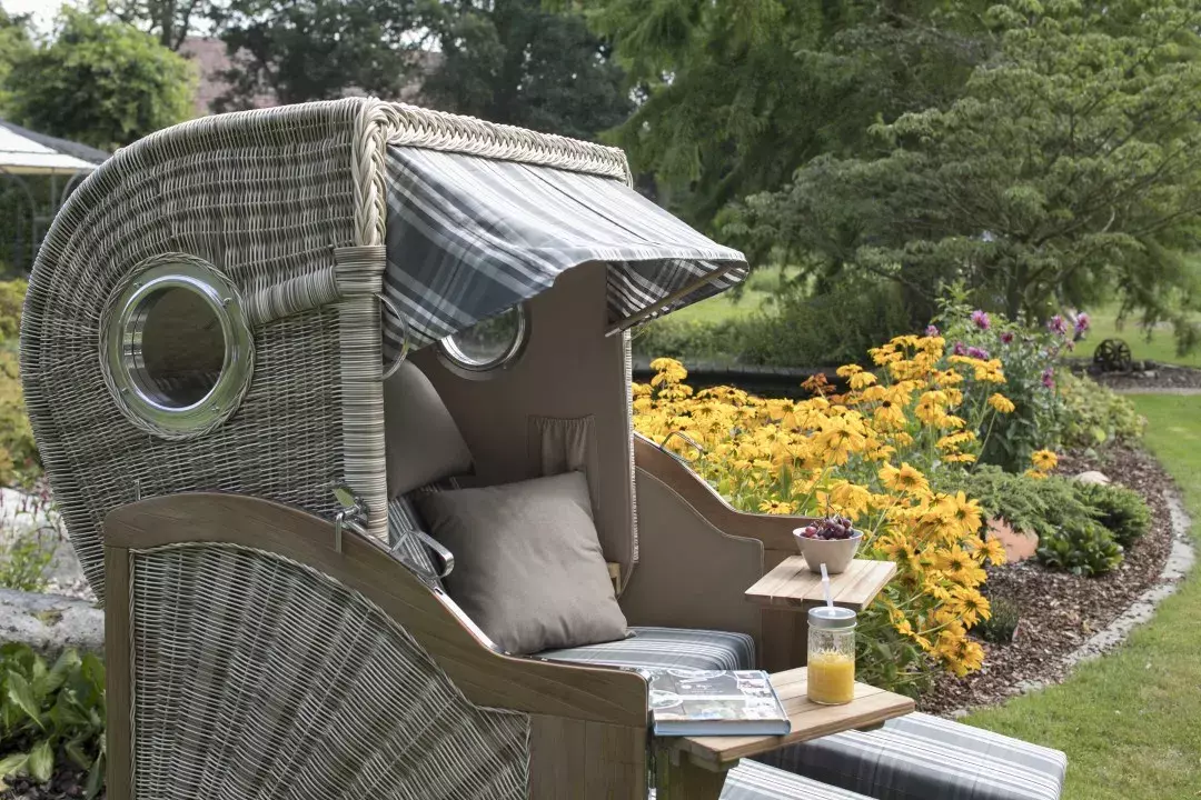 Strandkorb Norderney Teak Bullauge PE Shell Dessin 529 14 Strandkorb Norderney Teak Bullauge PE Shell Dessin 529 – Bild 12