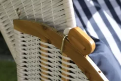 Strandkorb Baltic Dreisitzer PE Weiß Dessin Karo Blau -Schemel Shop 02332 strandkorb ostsee dreisitzer weiss karo blau milieu 15