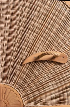 Strandkorb Amrum Single Bullauge Teak PE Shell Dessin 580 -Schemel Shop 160435 160437 Strandkorb Amrum bullauge teak shell single2028729 1