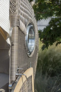 Strandkorb Amrum Teak PE Grey Dessin 518 -Schemel Shop MP01905 Strandkorb Amrum Teak Bullauge grey 510 milieu20281629 5