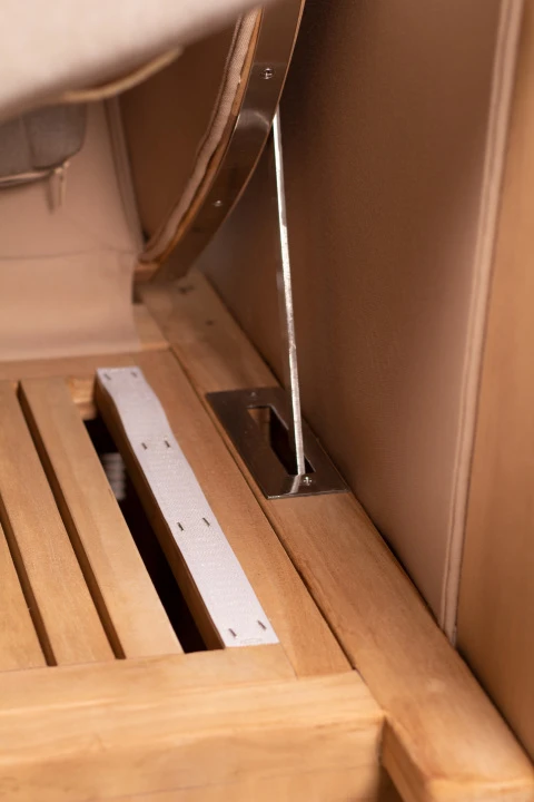 Strandkorb Amrum Single Bullauge Teak PE Shell Dessin 500-KOMPLETTSET 14 Strandkorb Amrum Single Bullauge Teak PE Shell Dessin 500-KOMPLETTSET – Bild 12