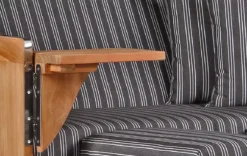 Strandkorb Amrum Teak PE Shell Dessin 500 14 Strandkorb Amrum Teak PE Shell Dessin 500 -Schemel Shop strandkorb amrum teak bullauge shell dessin500 gw01400 2