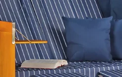 Strandkorb Baltic PE Weiß Dessin Royal Blau -Schemel Shop strandkorb baltic weiss royal blau sc00448 1