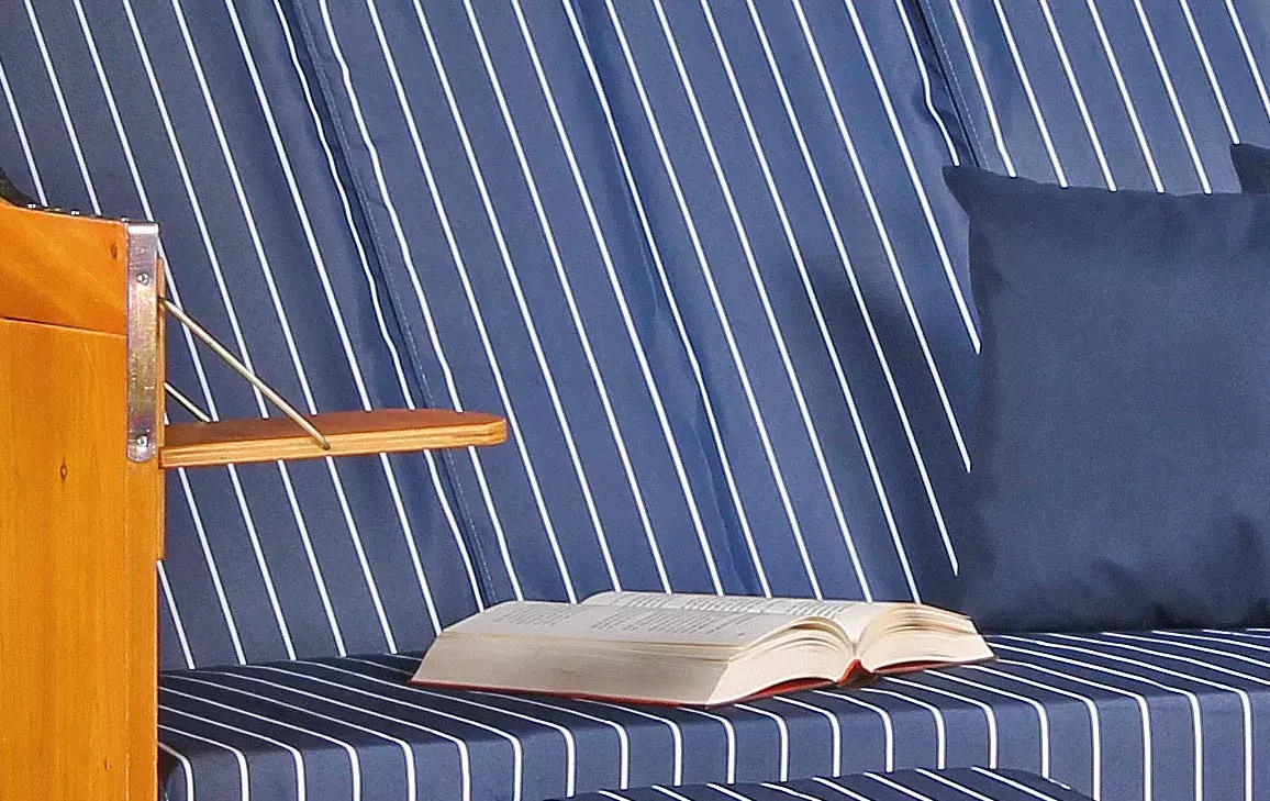 Strandkorb Baltic Dreisitzer PE Weiß Dessin Royal Blau 5 Strandkorb Baltic Dreisitzer PE Weiß Dessin Royal Blau – Bild 3