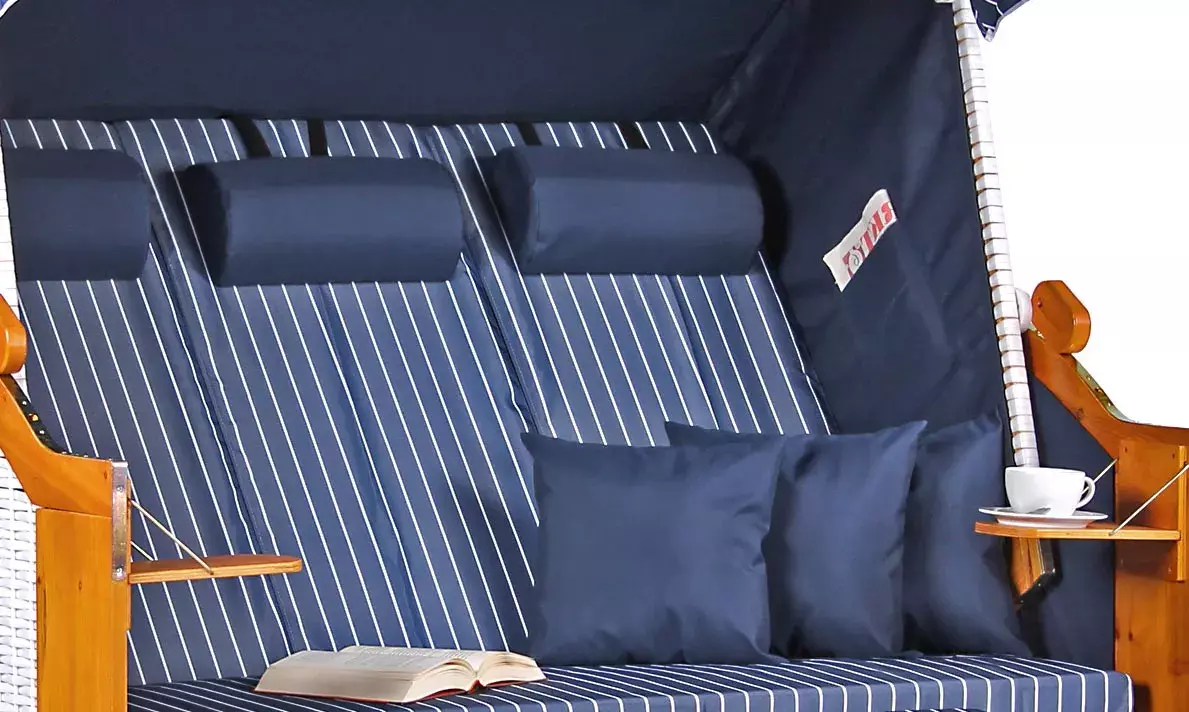 Strandkorb Baltic Dreisitzer PE Weiß Dessin Royal Blau 4 Strandkorb Baltic Dreisitzer PE Weiß Dessin Royal Blau – Bild 2